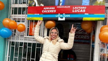 CAMPAÑA. Adriana Cáceres apuesta a la agenda pilarense para llegar al electorado.