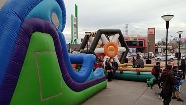 El parque de inflables se queda todas las vacaciones de invierno, de martes a domingo.&nbsp;