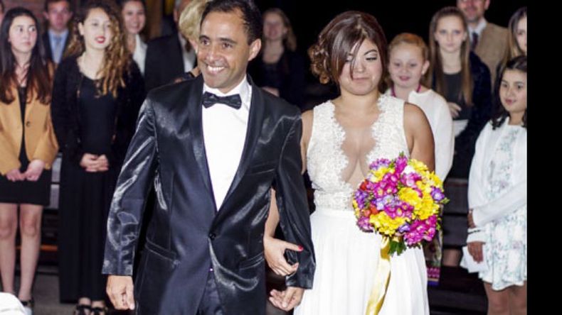 Noche mágica Javier Morano y Maria del Rosario Larrea tuvieron su boda el pasado 5 de septiembre en la capilla Santa Teresita de Tortuguitas y festejaron con familiares y amigos en Espacio Pilar..