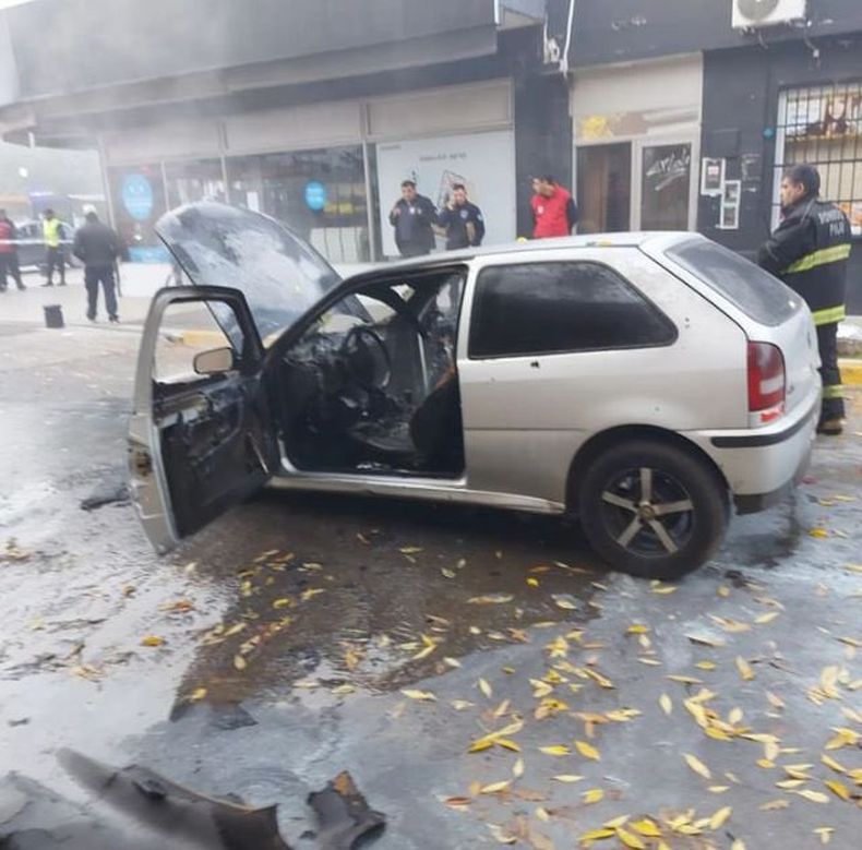 El siniestro tuvo lugar en la calle Hipólito Yrigoyen casi esquina San Martín.