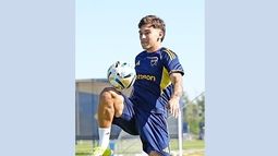 Rey Domenech sumó sus primeros minutos como titular en 2026 para la reserva del Xeneize. Rey Domenech sumó sus primeros minutos como titular en 2026 para la reserva del Xeneize.