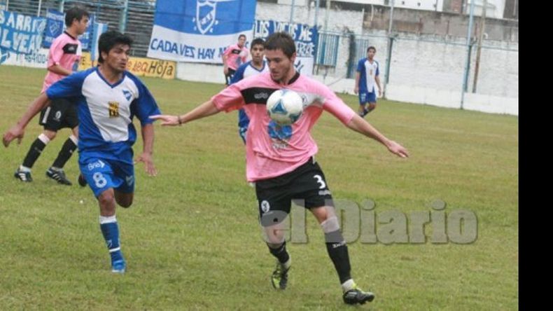 “Yo tomo los partidos con la misma seriedad, sea Atlas o cualquier rival.”.