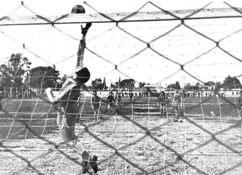 Primera fecha del torneo de Primera D, en 1980. Atlético le gana 2-1 a Muñiz en la cancha de Juventud Unida. Ese año fue el último del Rancho en el fútbol de AFA.