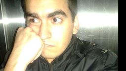 ODISEA. Desde el ascensor, Andrés Buscalia mostró sus 80 minutos de encierro..