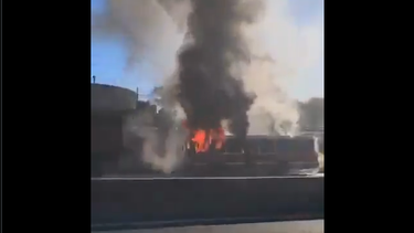 Hasta el momento se desconocen las causas que originaron el fuego en el colectivo escolar.&nbsp;