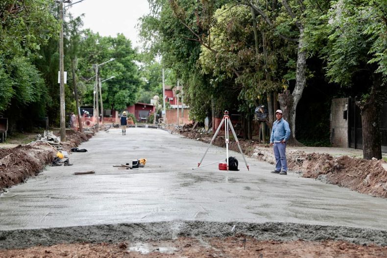 Estos trabajos tienen el objetivo de generar el adecuado drenaje del agua para evitar anegamientos.