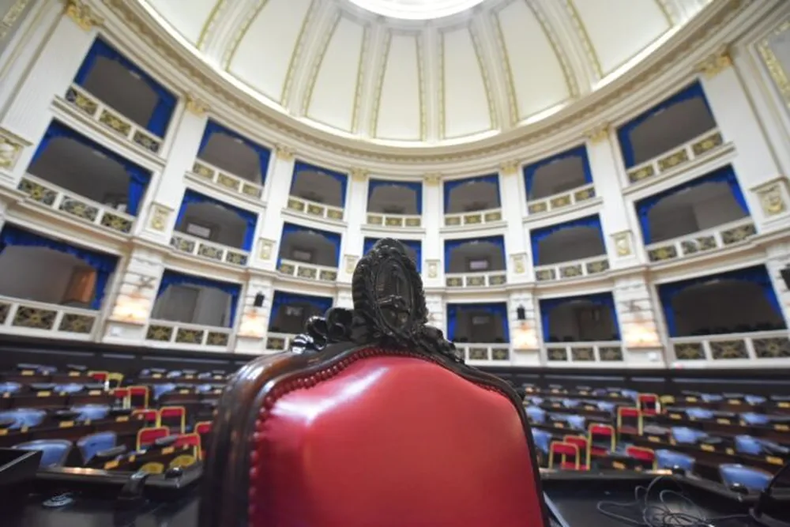 SIN QUÓRUM. Solo 39 legisladores de los 47 necesarios estuvieron en sus bancas. &nbsp;