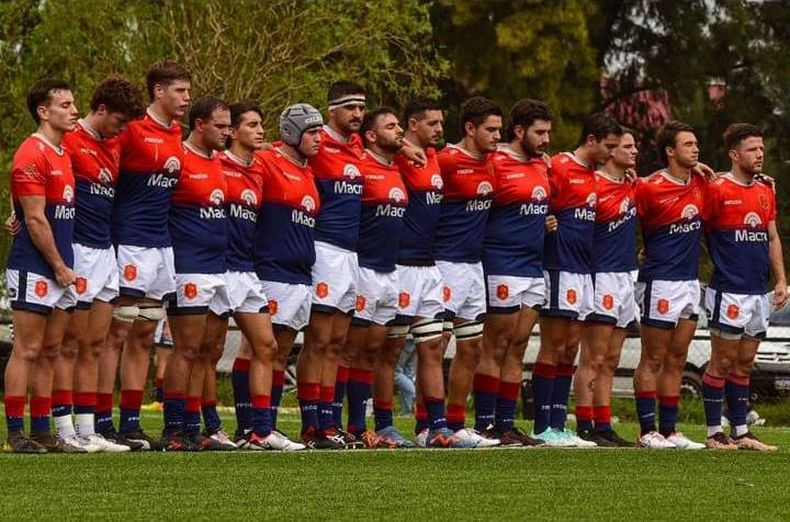 FORMACIÓN. El XV inicial de Deportiva que jugó ante Hurling.