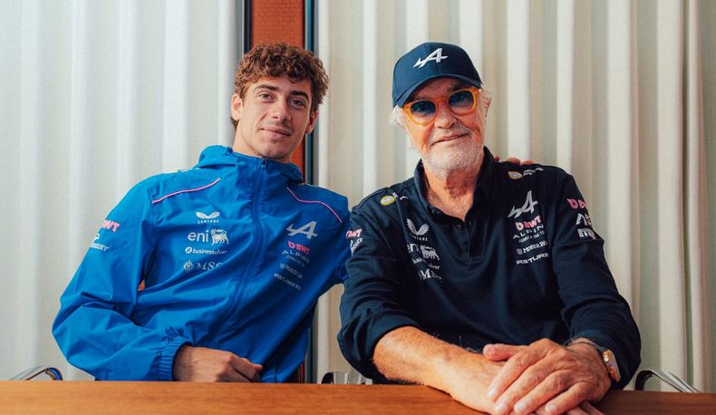 Franco Colapinto y Flavio Briatore, una temporada más juntos en Alpine.