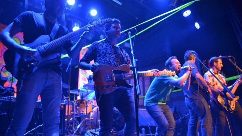11 canciones forman parte de “Jueves”, el nuevo CD..