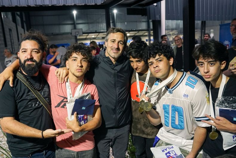 EN EL PODIO. Achával es el tercer intendente más valorado en el Conurbano.
