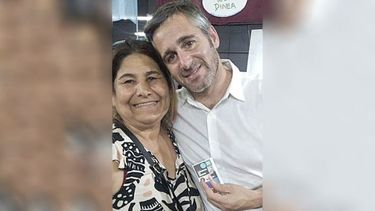 Gracias Federico Achával por la oportunidad de poder terminar la secundaria, algo que ninguno antes pensé en nosotros. Me siento con sueños y ganas de seguir. Yo puedo. Azucena Saavedra..