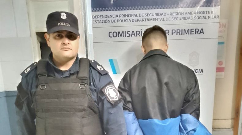 OPERATIVO. Uno de los ocho detenidos por la venta de drogas.