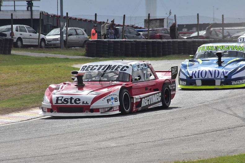Federico Lynn con su Ford del EFE Racing estará en La Plata.