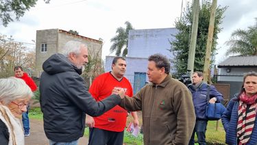 SALUDO. Bodart repartió las propuestas de la izquierda en La Pilarica.