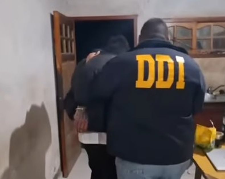 En total son cuatro los hombres detenidos entre Pilar y Ca&ntilde;uelas.