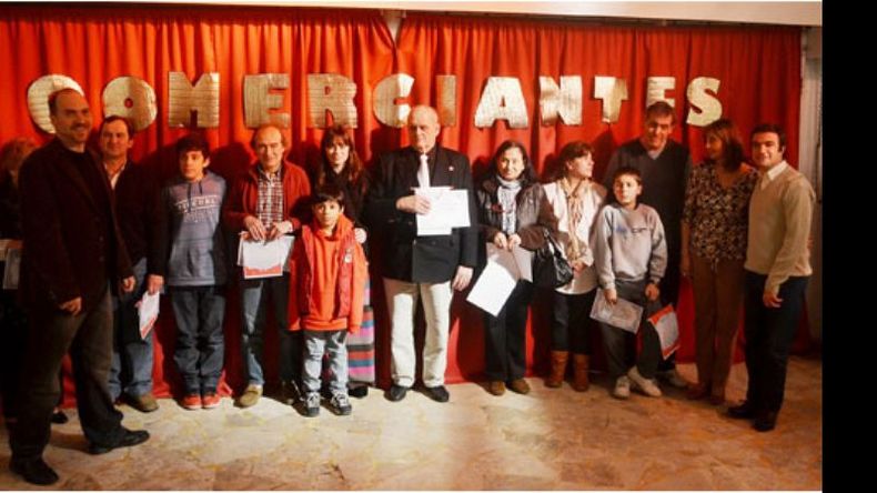 Los comerciantes históricos recibieron su merecido homenaje..
