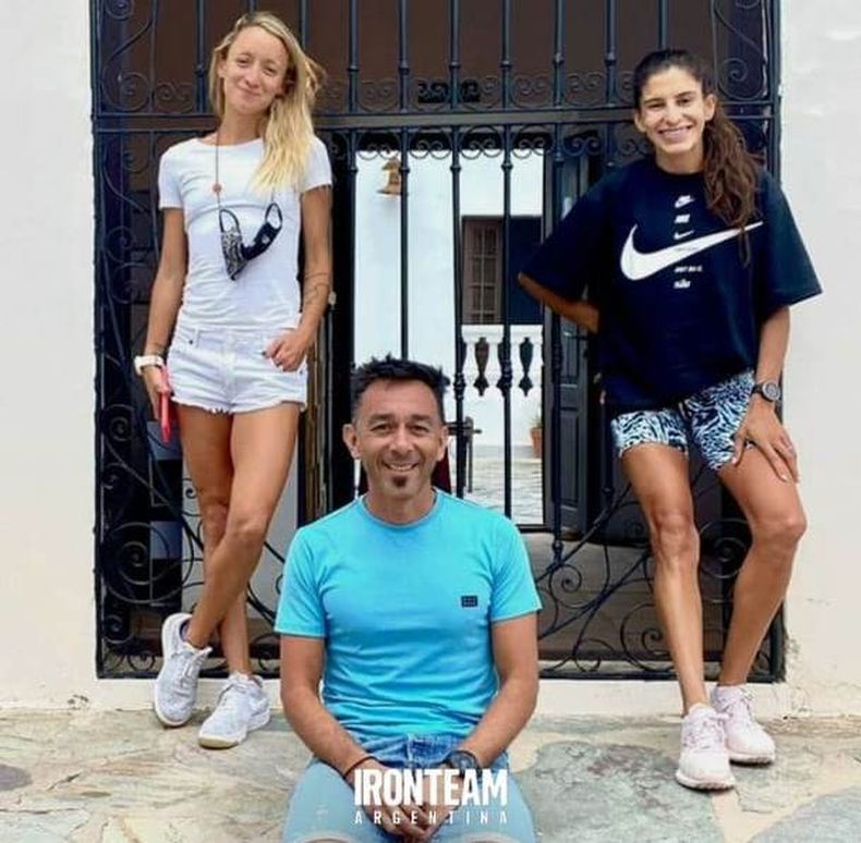 EQUIPO. Hugo Bressani, director del IronTeam Pilar, junto a Borelli y Ocampo.
