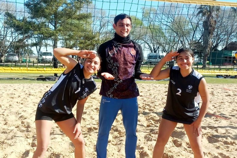 FELICES. La Sub 18 femenina de Pilar venció en la final a San Antonio de Areco.