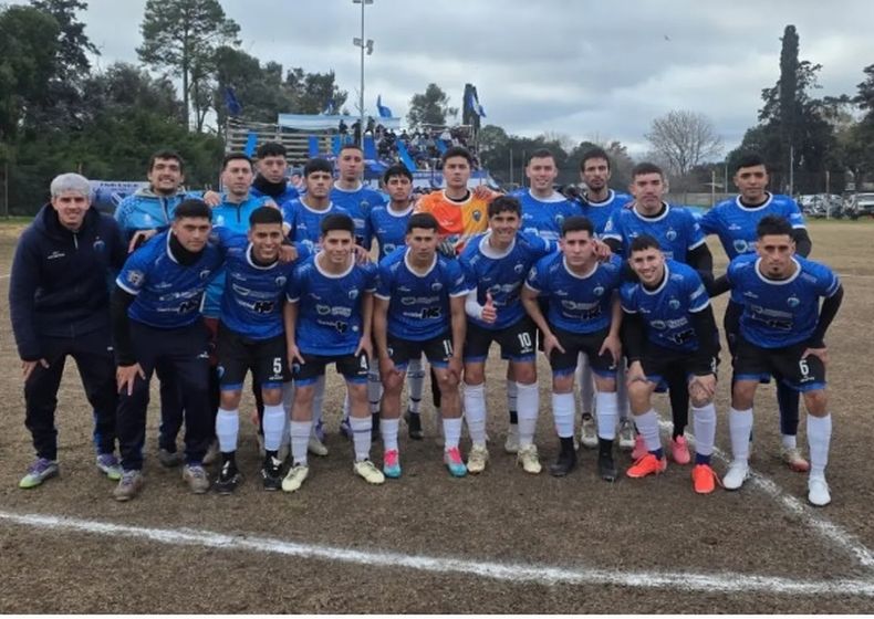 PLANTEL. José C. Paz clasificó y espera en 4tos por La Frate o Ferro.