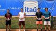 Hernn Casanova y Rodrguez Taverna izquierda en la premiacin del dobles en Punta del Este