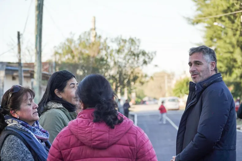 OBRAS Achval visit el barrio y dialog con los vecinos