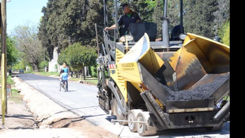 Avanzan los trabajos en la calle Santa María..