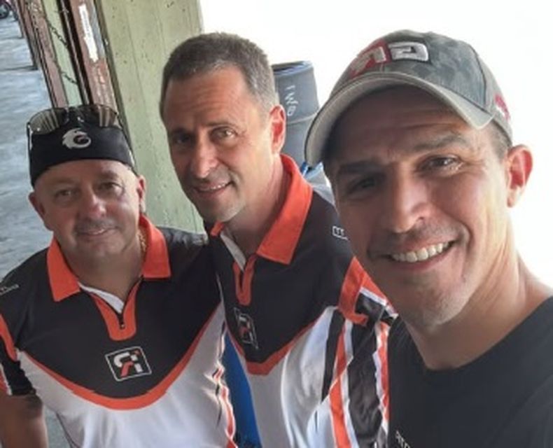 Matías Rossi (izquierda) con Alberto Willy Jaime y Christian Ledesma.