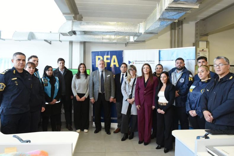 El equipo a cargo del operativo contra la pedofilia y grooming en Buenos Aires.