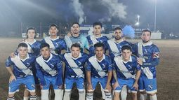 EQUIPO. El once inicial de Unión que jugó el viernes por la noche en Del Viso.
