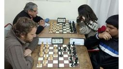 El torneo va lunes y miércoles..