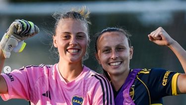 Joaquina Rodríguez celebrando el triunfo en Banfield. Joaquina Rodríguez celebrando el triunfo en Banfield.