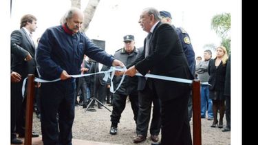 Zúccaro y Granados cortan la cinta de la sede Fátima del Comando..