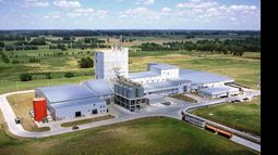 Planta de Eukanuba Pilar, inaugurada en el año 2002..