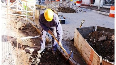 CEMENTO. Los pavimentos de hormigón son aptos para el tránsito pesado..
