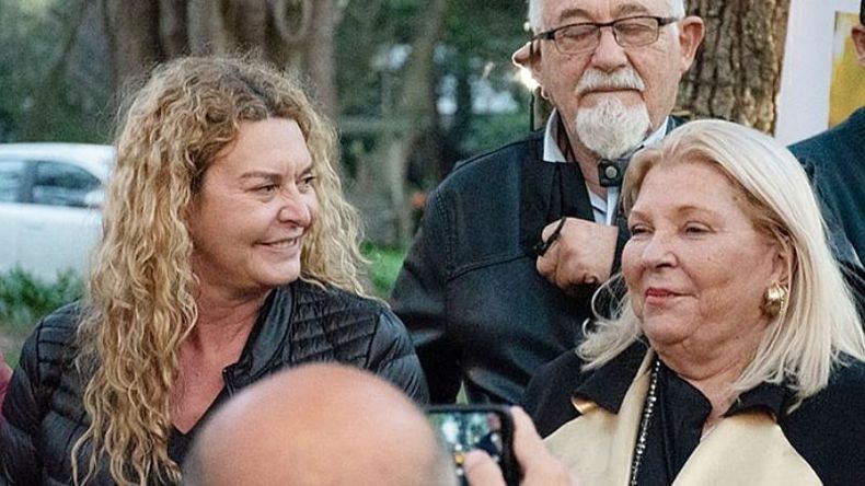 SONRISAS. Leguizamón y Carrió compartieron el acto en Del Viso..