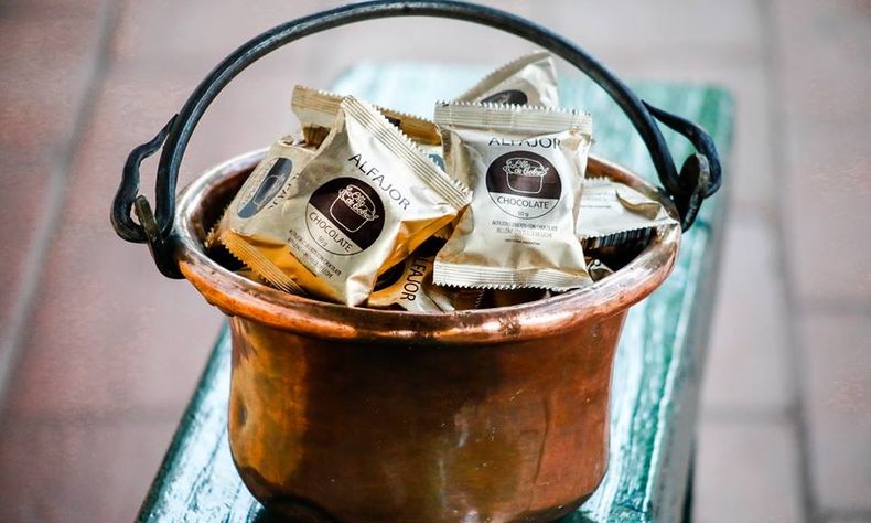 La Olla de Cobre es el Mejor Alfajor del Mundo. (boscoproducciones.com.ar)..jpg