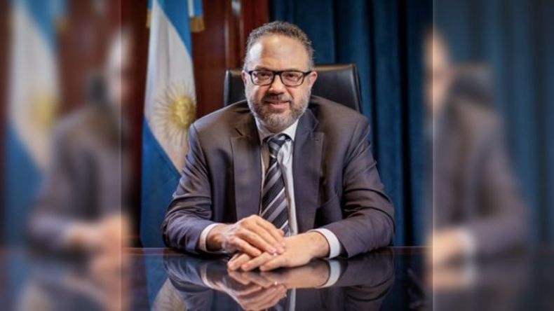 MATÍAS KULFAS.