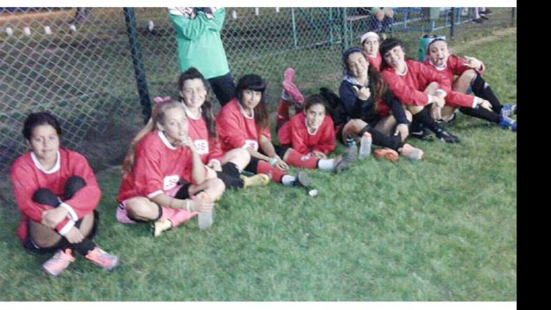 Las Gauchitas de La Pilarica superaron 1-0 a Hebraica y Luján..