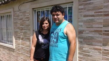 DECEPCIÓN. Marcela y Sergio fueron víctimas de robo violento y se van de Derqui..