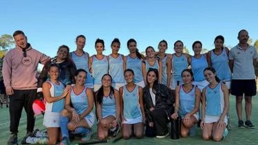 FELICIDAD. Las chicas de San Patricio C sonríen por el triunfo en La Plata y seguir líderes de Metro A.