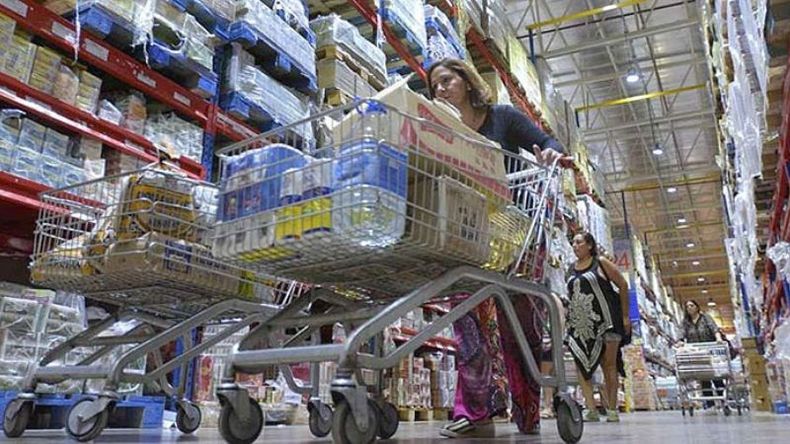 CAROS. En Pilar los precios mayoristas subieron ocho veces más que en todo el país..