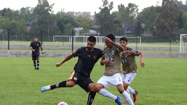Atlético viene de empatar 3-3 con Defensores de Glew como local.