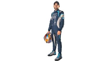Martín Vázquez larga en la 2ª fila de su serie