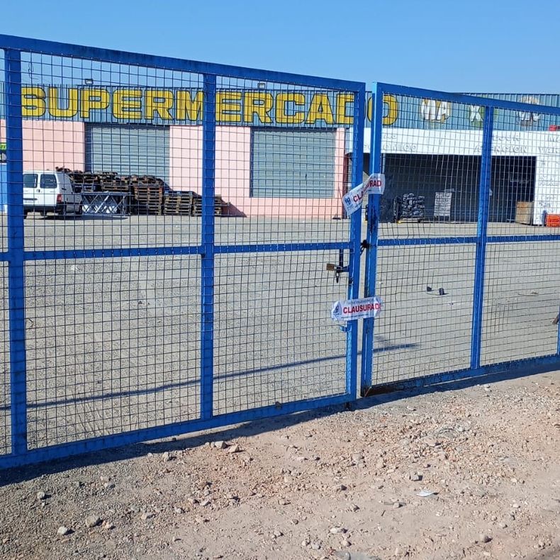 El supermercado Máximo está en ruta 26 y Belice, Lagomarsino.