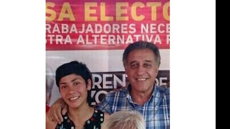 MILITANTE. Rocío Esquivel, con el candidato a gobernador, Néstor Pitrola..
