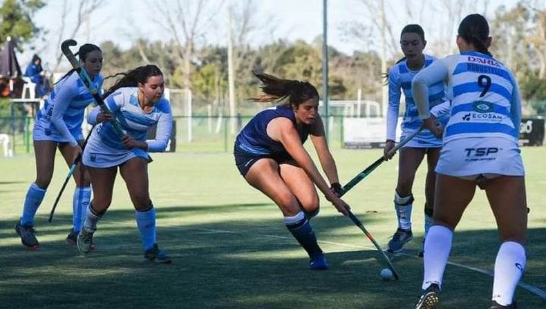SALIDA. Hebraica empat&oacute; 1-1 como local ante Ciudad B.