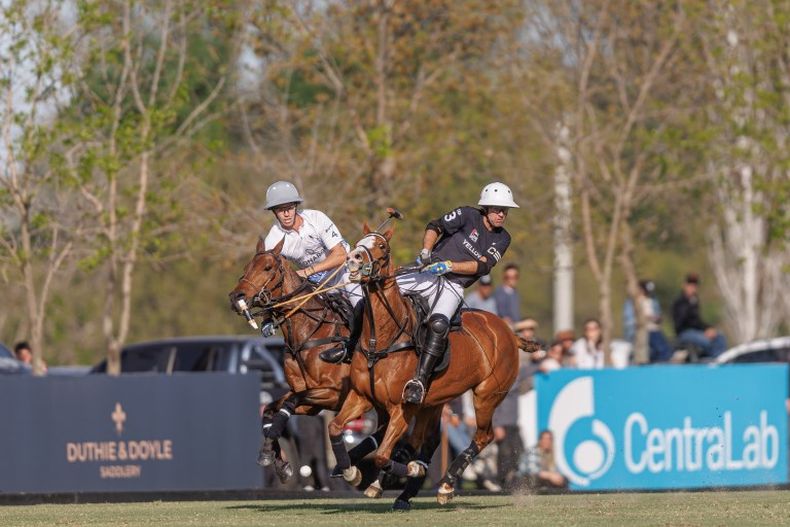 Ellerstina comenzó con un buen triunfo en Pilar su camino en la Triple Corona 2024.