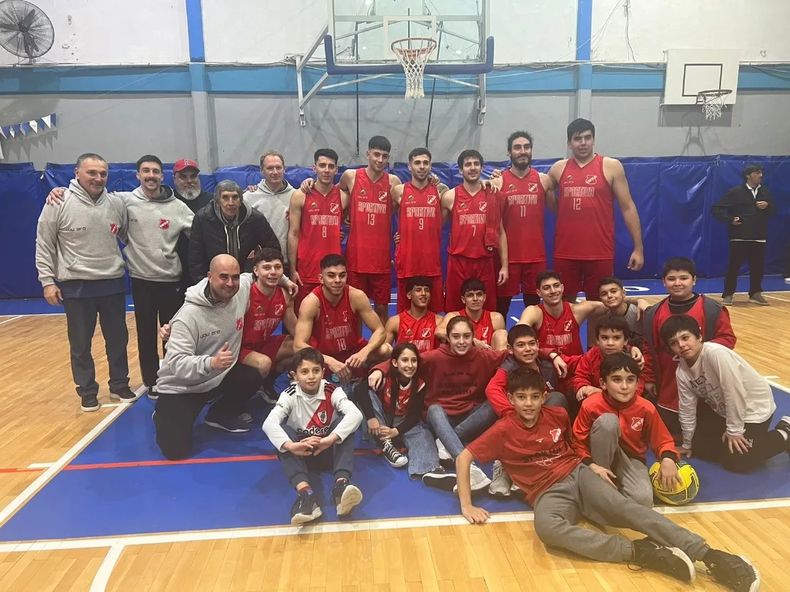Sportivo Pilar arrancó en ganador la Conferencia Centro/Norte.
