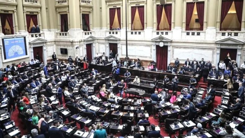 ¿HABRÁ SESIONES? El Congreso está paralizado por la falta de quórum que niega la oposición..